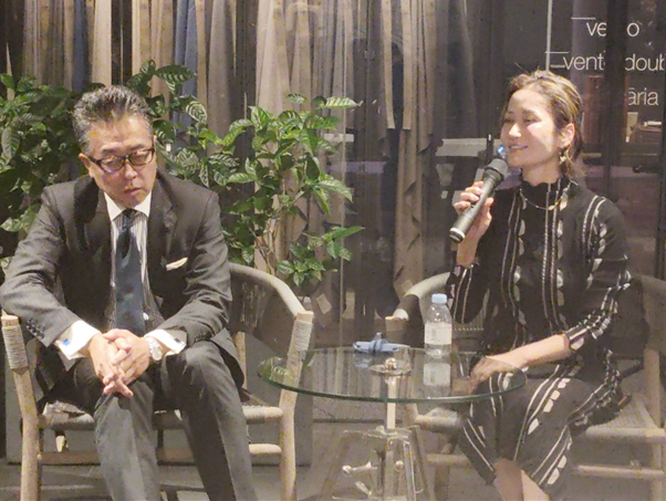 夏ネイルはトロピカルな縦グラデーションで♡ハンド＆フット別に紹介！