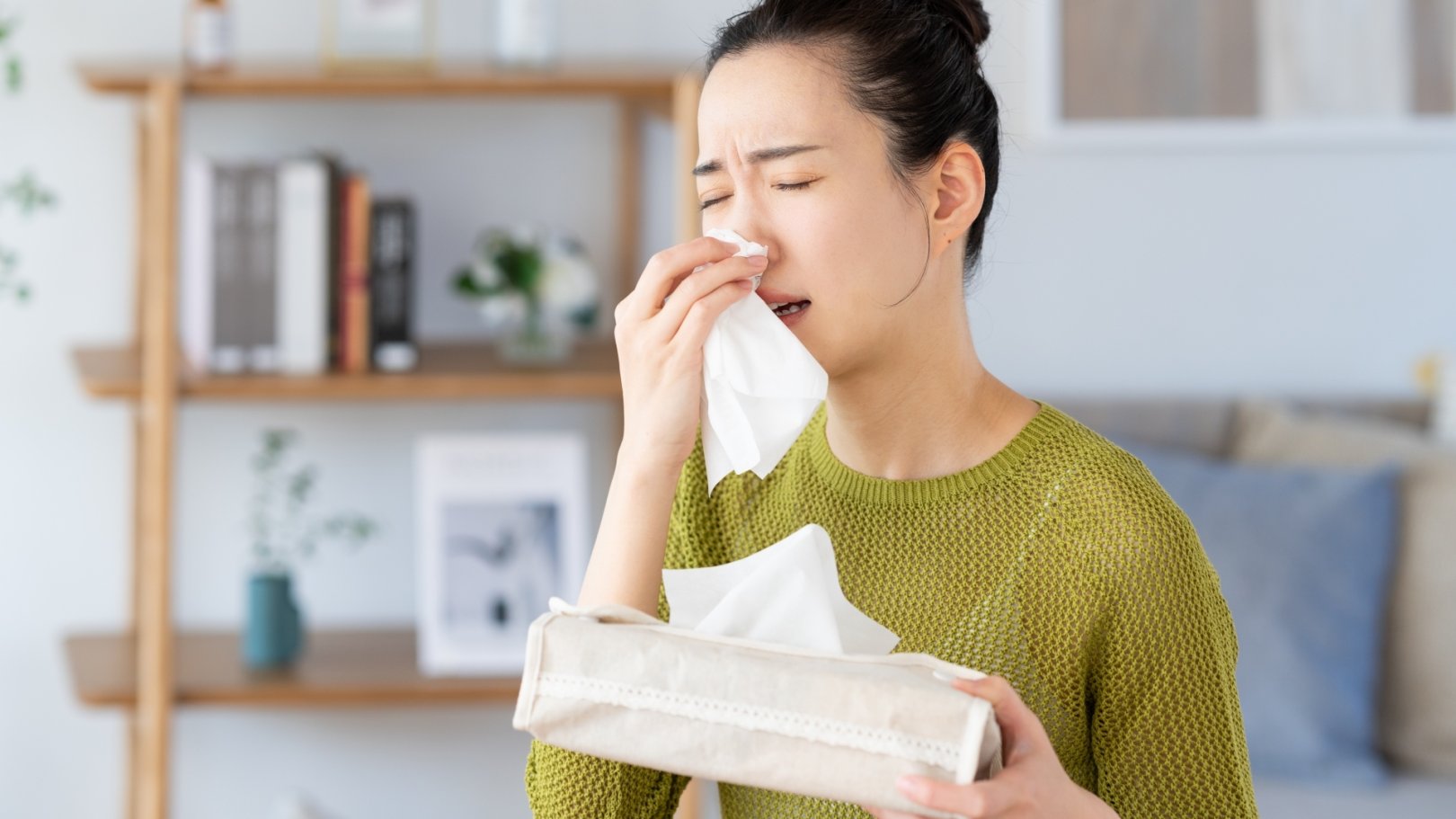 「日々のケアで変えられる！」オイリー肌の原因と対策とは？