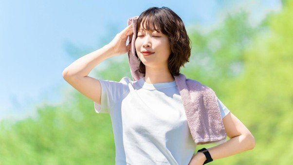「日々のケアで変えられる！」オイリー肌の原因と対策とは？