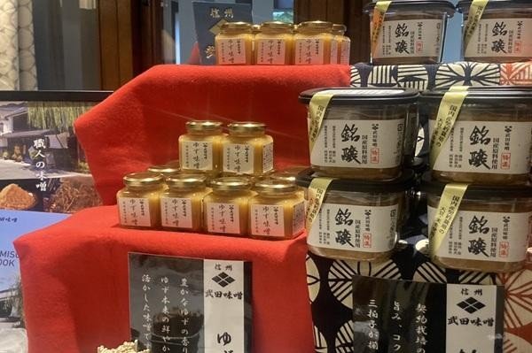 「日々のケアで変えられる！」オイリー肌の原因と対策とは？