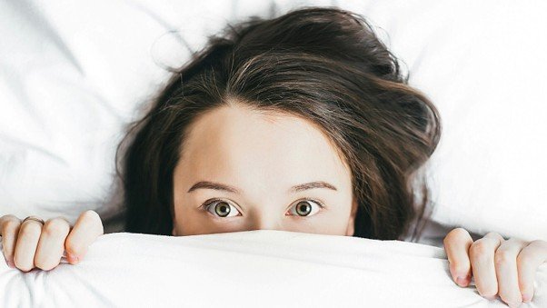 「日々のケアで変えられる！」オイリー肌の原因と対策とは？