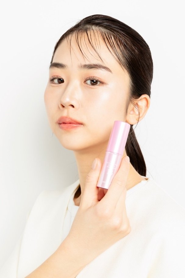 「日々のケアで変えられる！」オイリー肌の原因と対策とは？