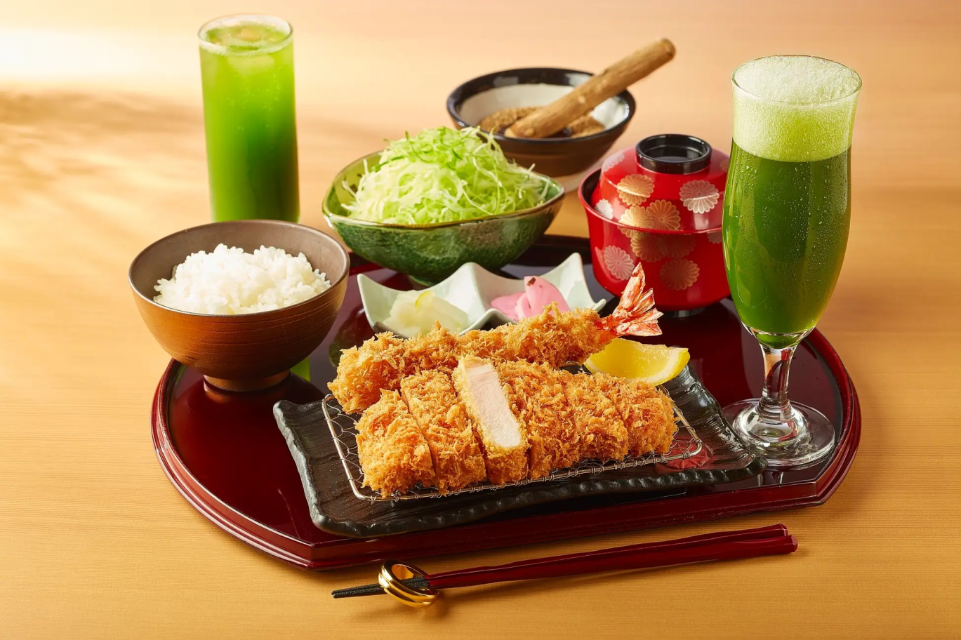 夏ネイルはトロピカルな縦グラデーションで♡ハンド＆フット別に紹介！