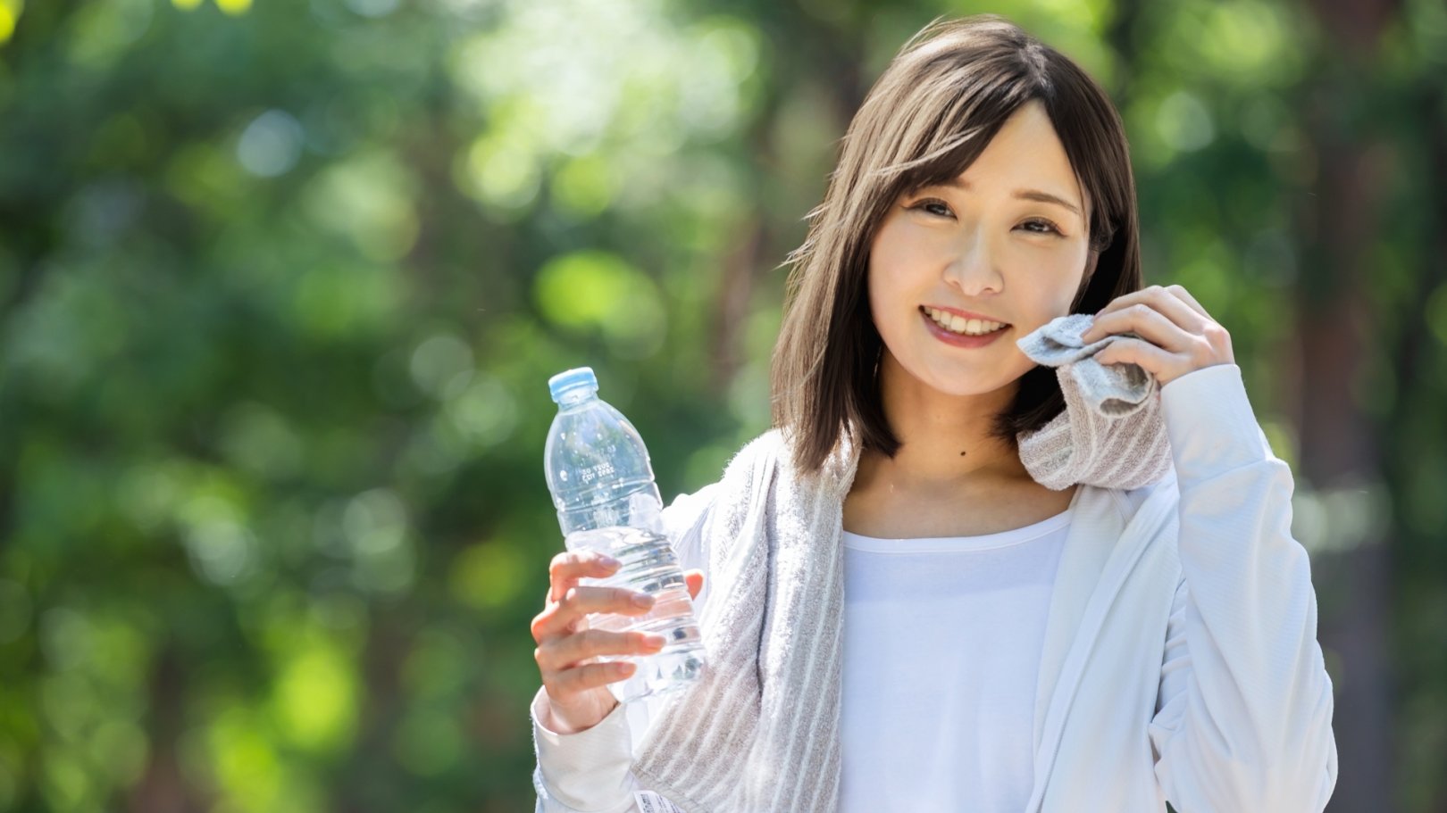 「日々のケアで変えられる！」オイリー肌の原因と対策とは？