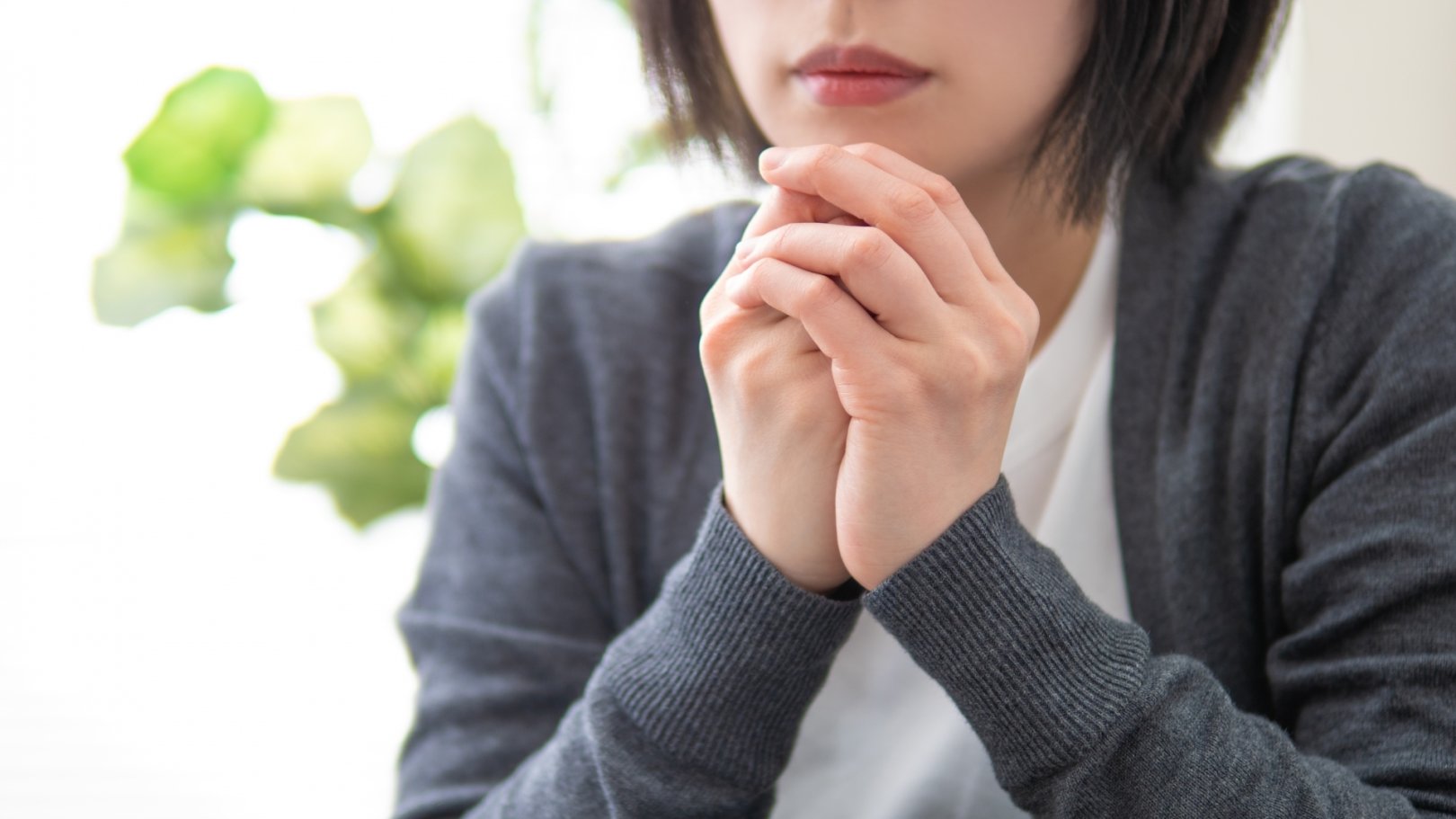 「日々のケアで変えられる！」オイリー肌の原因と対策とは？