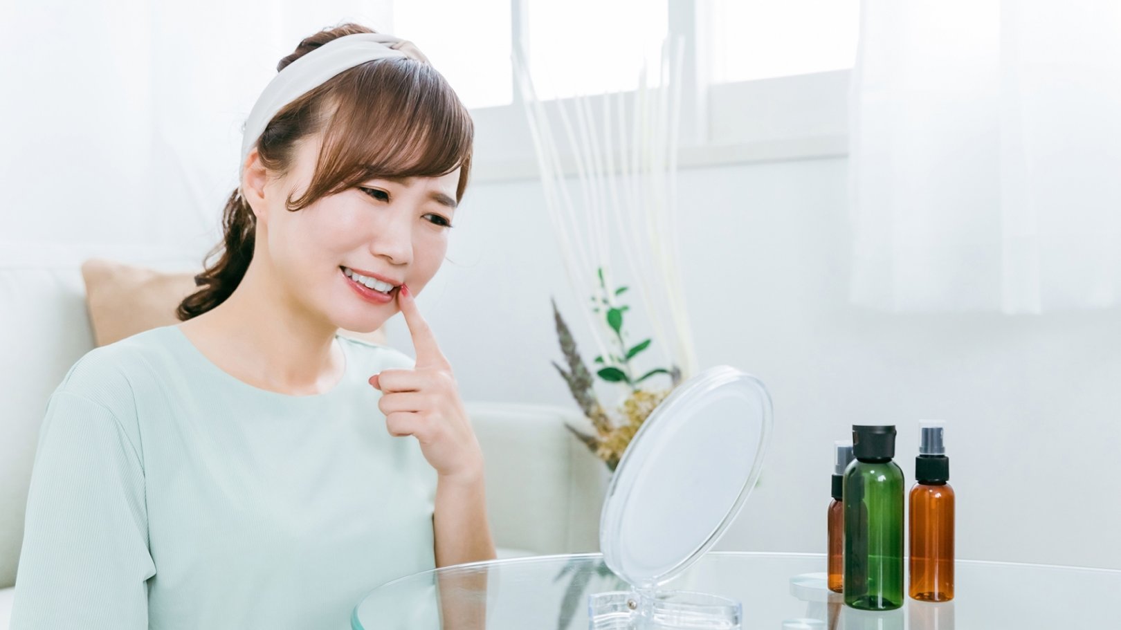 「日々のケアで変えられる！」オイリー肌の原因と対策とは？