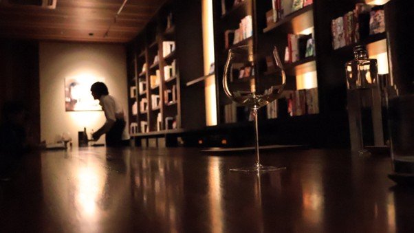 夏ネイルはトロピカルな縦グラデーションで♡ハンド＆フット別に紹介！