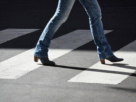 「日々のケアで変えられる！」オイリー肌の原因と対策とは？