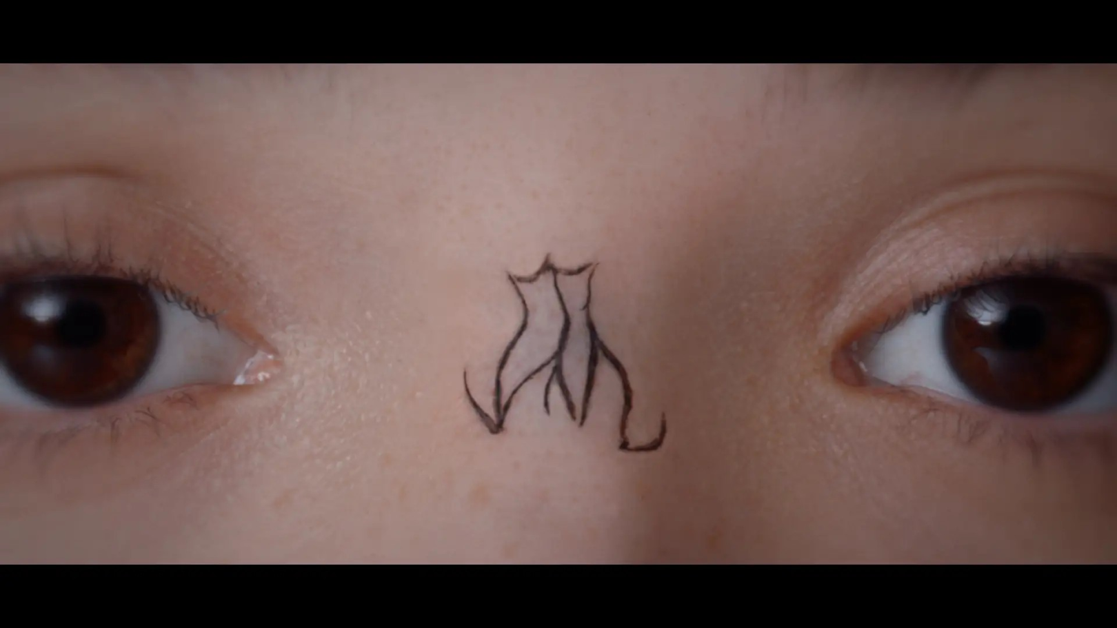 「日々のケアで変えられる！」オイリー肌の原因と対策とは？