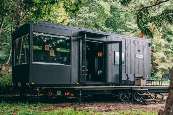 「日々のケアで変えられる！」オイリー肌の原因と対策とは？