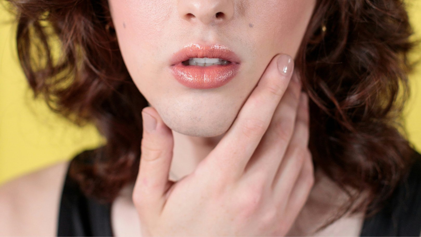 「日々のケアで変えられる！」オイリー肌の原因と対策とは？